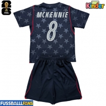 Vereinigte Staaten Weston McKennie #8 Auswärts Trikotsatz Kinder EM 2024 Kurzarm (+ Kurze Hosen)